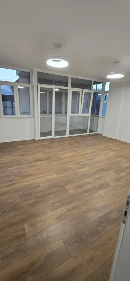 Tirane, shitet apartament 2+1 Kati 7, 93 m² 218.000 € (MINE PEZA) në Tiranë — Çmimi: € 218000.00 | Njoftime falas