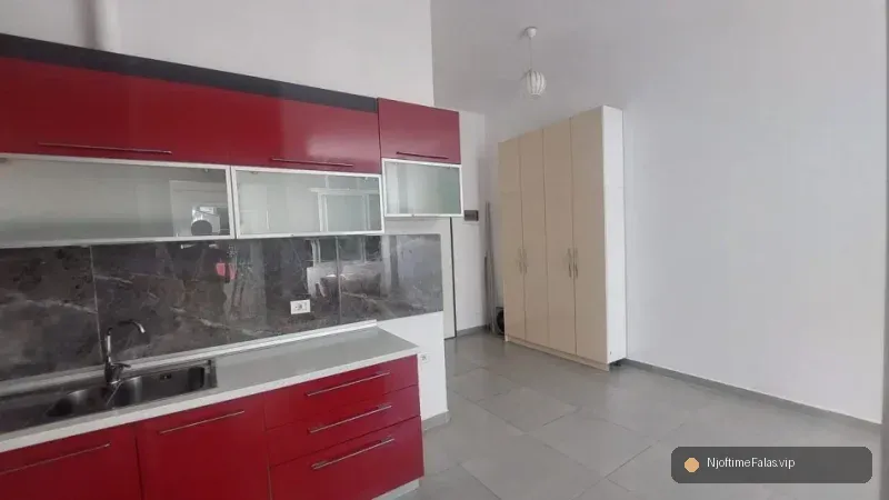 Tirane, shitet apartament 1+1 Kati 2, 85.000 € (Fresku) në Tiranë — Çmimi: € 85000.00 | Njoftime falas